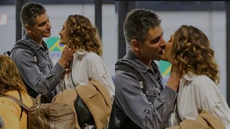 Camila Pitanga é Flagrada Aos Beijos Com O Seu Grande Amor