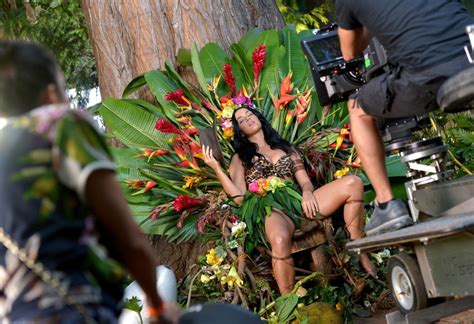 Katy Perry Roar Music Video Behind The Scenes Promo Photos • Celebmafia
