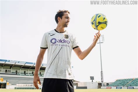 Jul 10, 2017 · lcfc tv is the official video channel of leicester city, featuring interviews, features, highlights, live shows and much more. Paços de Ferreira 20-21 Home & Away Kits Released - Footy ...