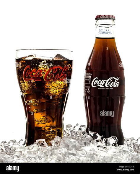 Coca Cola In Glass With Ice Hi Res Stock Photography And Images Alamy