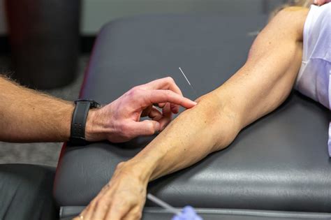 Chiropractic Dry Needling In Kansas City F I T Muscle And Joint Clinic