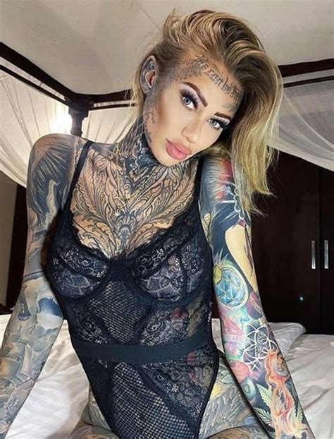 Britains Most Tattooed Woman Shows What She Looks Like With Ink Covered Up
