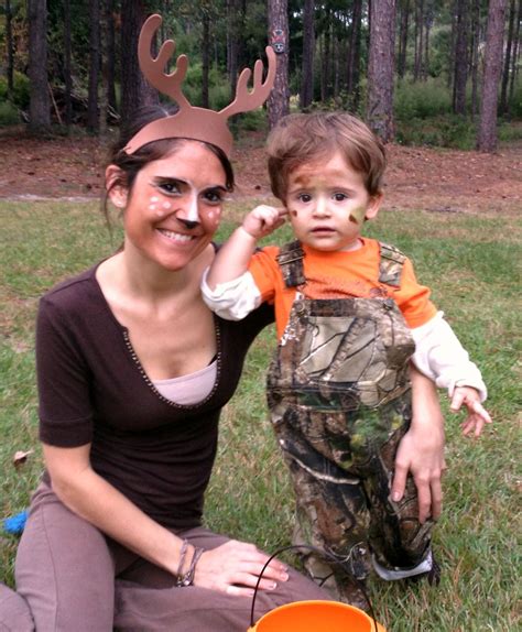 Hunter And Deer Halloween Costume For Mom And Toddler Mom Halloween