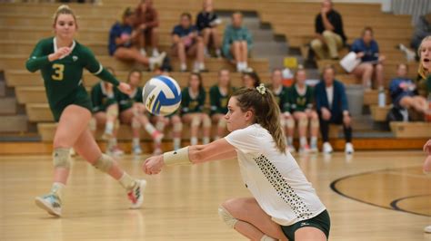 Smcc Volleyball Shows Power In Rolling Into Regional Finals
