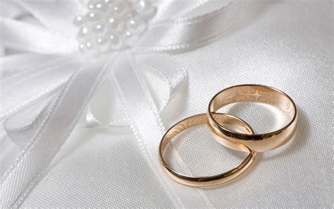 Download Gold Wedding Rings White Ribbon Wallpaper