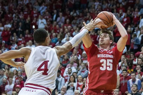 Wisconsin Basketball Badgers Listed In Big Ten Five Favorites Series