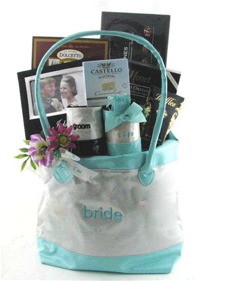 The best christmas eve gift for your husband? Wedding Basket Ideas For Bride And Groom