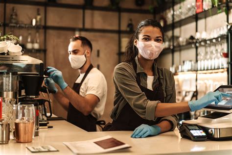 Keeping Your Bar or Restaurant Clean During COVID-19 | Green Clean CS