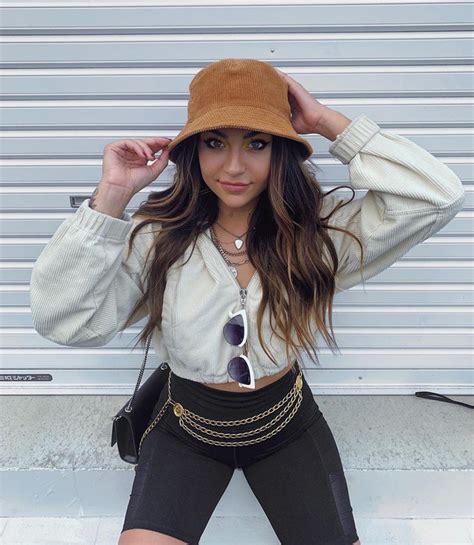 Andrea Russett Wallpapers Insta Biography 8 — Imgbb