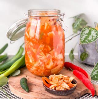 Koreaanse Kimchi Maken Met Gochugaru Recept Betty S Kitchen