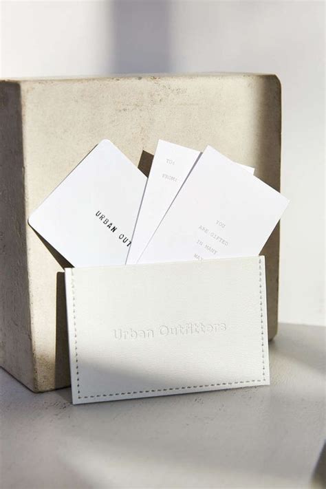 Jewelry Packaging T Packaging Urban Outfitters T Card Jewelry