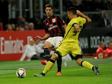 5:00pm, saturday 17th october 2020. Mattia De Sciglio Photos Photos - AC Milan v FC ...
