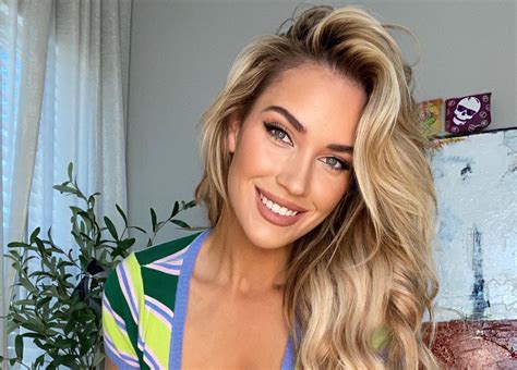 Golf Hottie Paige Spiranac Gave Fans A View Down Her Blouse In Latest