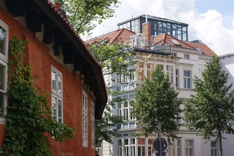 Die wohnung befindet sich in unmittelbarer nähe zum hafen und das zentrum von stralsund is. Immobilien