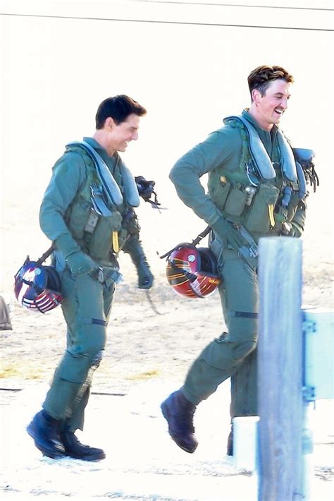 Tom Cruise Runs In Flight Suit Through The Snow In Lake Tahoe For
