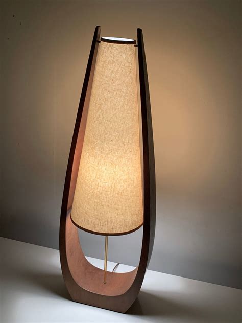 On Hold Tall Mid Century Modern Table Lamp Attributed To Modeline S