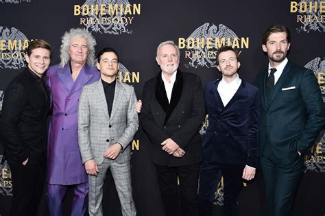 Queens Bohemian Rhapsody Biopic Earns 122 Million On Opening