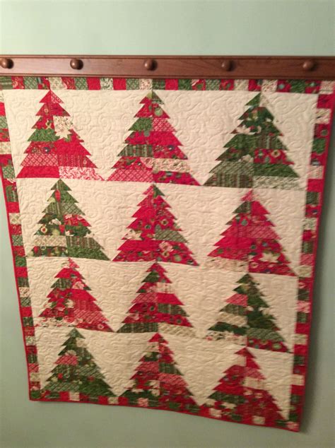 Christmas Quilt Finished Moda Bake Shop Jelly Roll Pattern Jelly