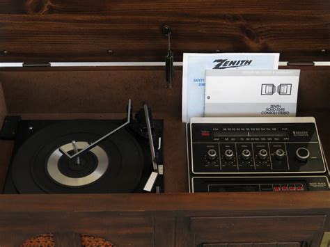 Zenith Console Stereo - Model J903PN antique appraisal | InstAppraisal