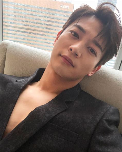 Shinee Minho Reveals Handsome New Snaps On Instagram Kpopstarz