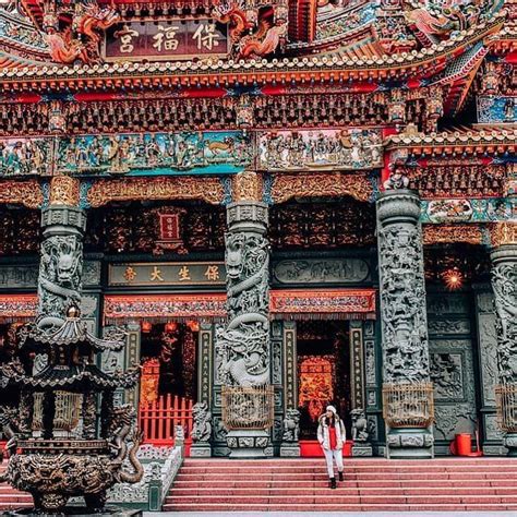 Yonghe Temple A Combination Of Han Chinese And Tibetan Architecture 🏯