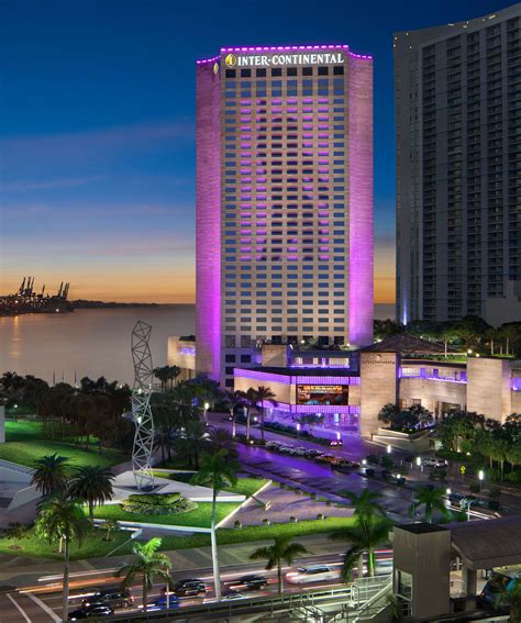 Downtown Miami Hotels Digital Canvas Intercontinental Miami