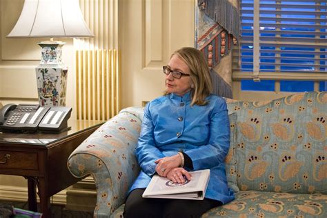 Hillary Clinton Accused Of Stealing Furniture From The State Department
