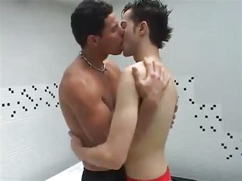 Two Men Fuck In The Hot Tub Gayfuror Com