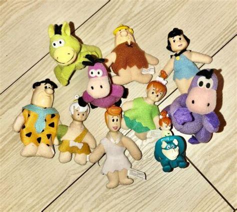 1989 Dennys Hanna Barbera The Flintstones 10 Mini Plush Plastic Toys