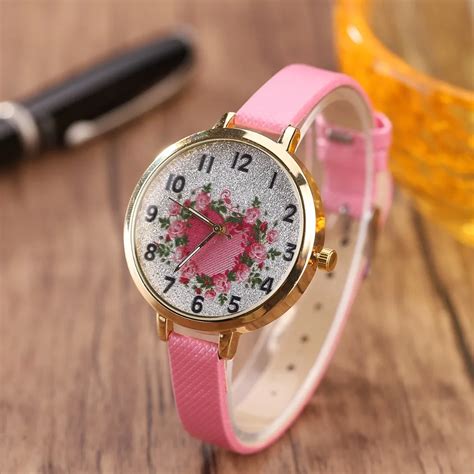 2018 New Students Ladies Quartz Wrist Watch Women Fashion Thin Leather