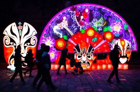 Festival De Las Linternas En Nanjing Da La Bienvenida Al Año Nuevo Chino