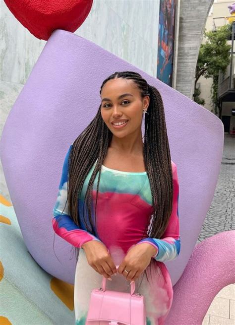 Who Is Love Islands Ella Thomas 2023 Star Who Has Appeared In Music