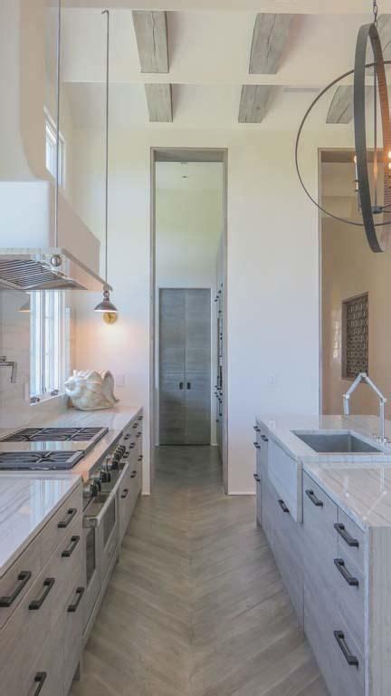 Did you know you could purchase brand new kitchen or bathroom cabinets with thertastore.com without ever leaving your home? 130 Sea Garden St, Panama City Beach, FL 32413 | Zillow | Beach house kitchens, Beach kitchens ...