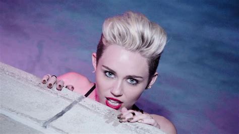 miley cyrus we can t stop 2013 1080p engish hd video song free download hd4world