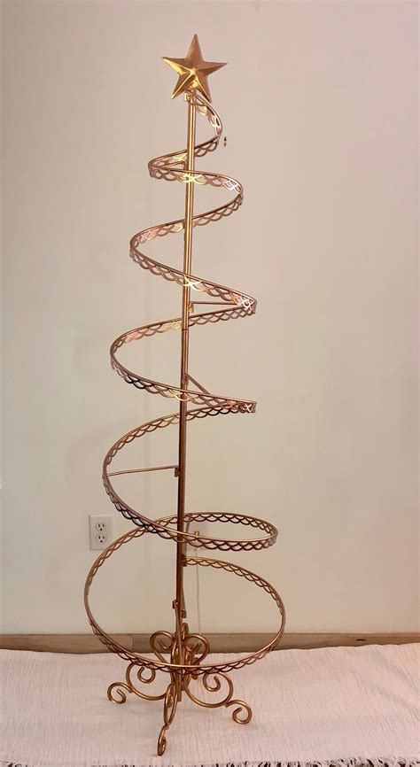 Ornament Trees - Spiral Wire Ornament Tree - 6 Foot, Ornament Display Trees