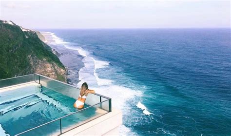 30 Best Beach Clubs In Bali Updated For 2020 Honeycombers Bali Beach Resort Design Beach