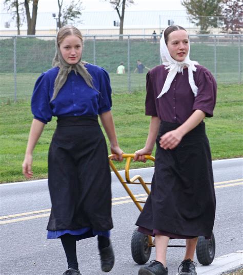 img 8564 amish teenage girls while i disagree with their … flickr