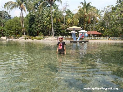 Or an hour and 14 minutes from ipoh. anythinglily: Sungai Klah Hot Springs Park, Sungkai