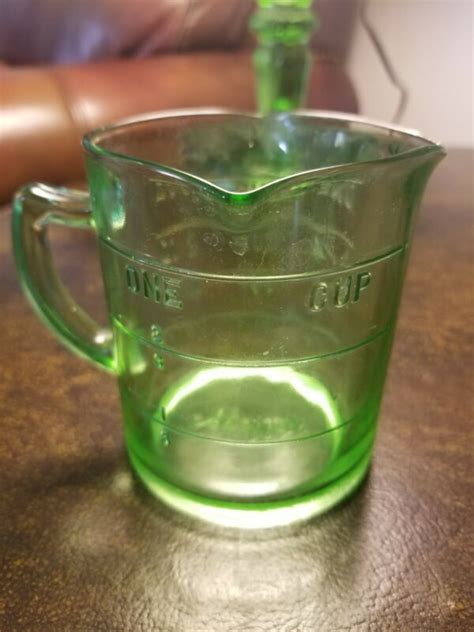 Hazel Atlas Spout Kellogs Uranium Glass Measuring Cup Green