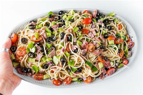 Parmesan cheese 1 diced green pepper 1 diced tomato 1 diced med. Summer Italian Spaghetti Salad Recipe - Reluctant Entertainer