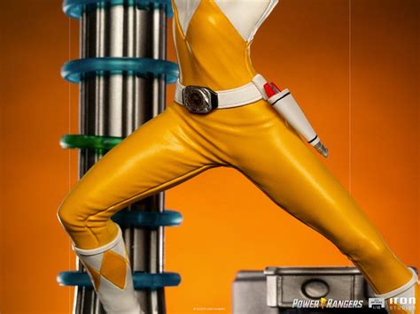 Iron Studios Yellow Ranger Power Rangers Bds Art 110 Scale Statue By