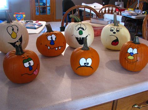 Painted Halloween Pumpkin Faces Quotes Daily Mee