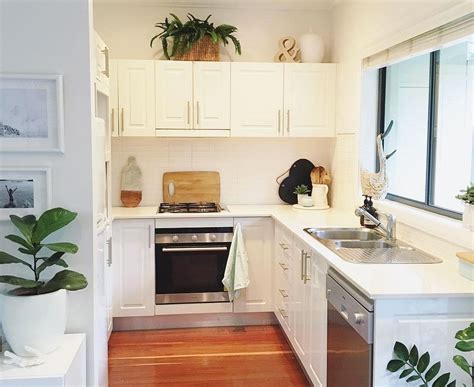 Kebiasaanya untuk pasang perkakas elektrik dapur sudah termasuk dalam rate harga kabinet dapur. Desain Dapur Minimalis Modern 2×2 Dapur In 2018 Modern ...