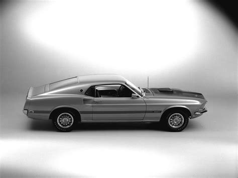 Throwback History Of The Ford Mustang Mach 1 Automotivemap