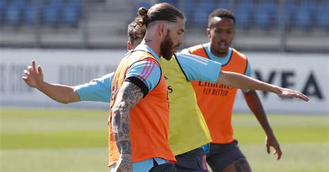 Sergio Ramos Rejoins Real Madrid Squad In Training Managing Madrid