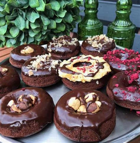 Vegan Bakery Opens Saturday 12 22 On Nassau Avenue Greenpointers