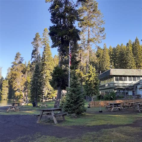 Diamond Lake Resort (Map, Images and Tips) | Seeker