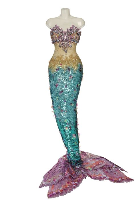 Mermaid Costume So Beautifulbut How Can You Walk Mermaid Fashion