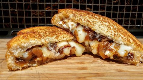 Homemade Brie Cheese And Caramelized Onions Grilled Cheese R