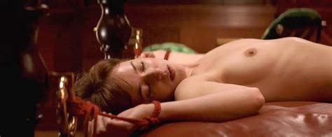 Dakota Johnson Sex Scene With Feather In Fifty Shades Of Grey Free